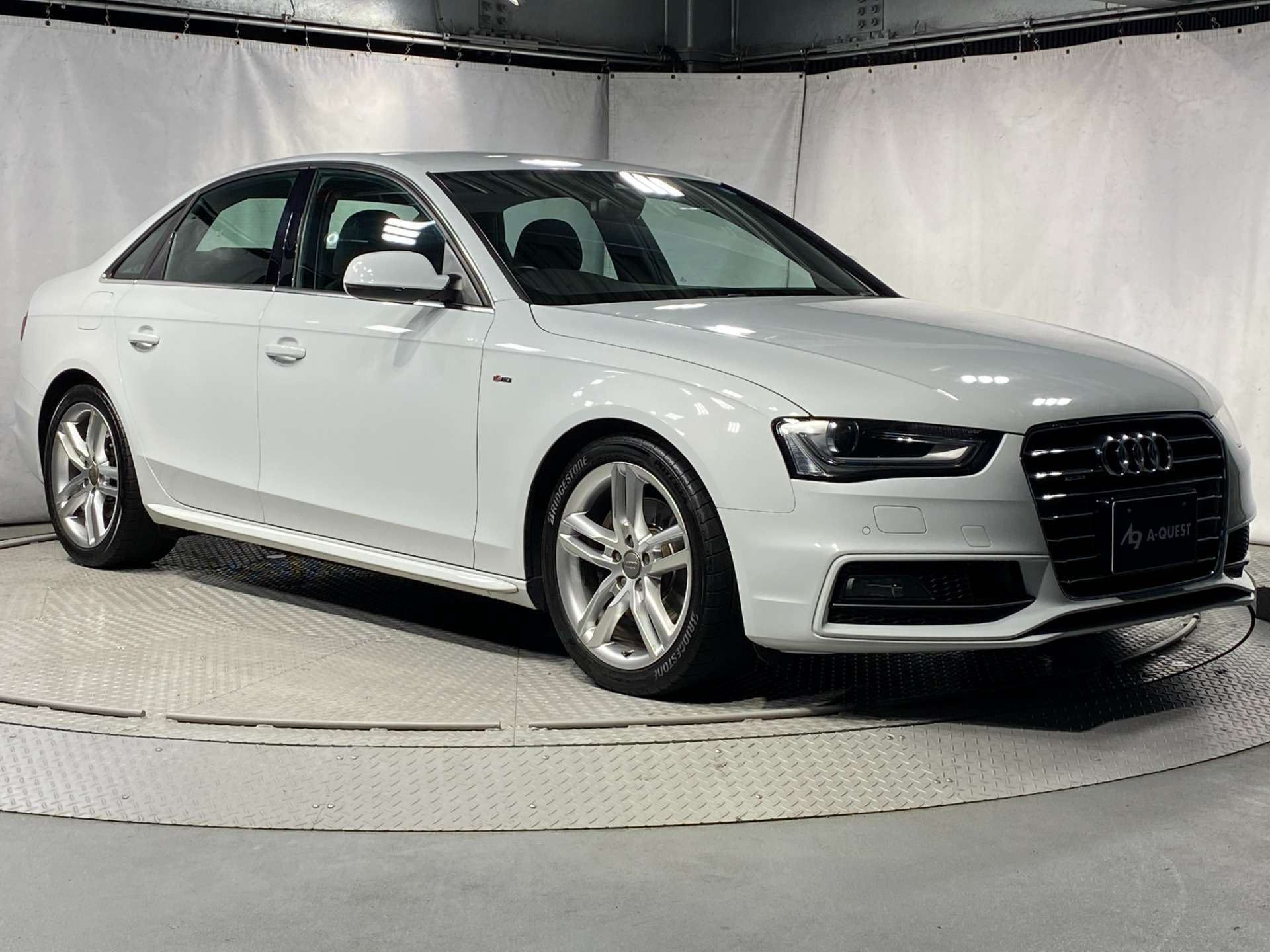 【中古車入庫情報】Audi A4入庫しました♪